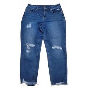 Maurices High Rise  Distressed Raw Hem‎ Cropped Jeans Size 14 REG